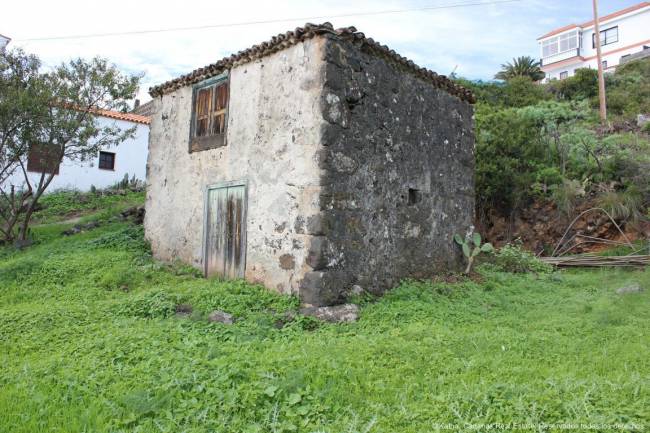 Tenagua La Palma Terreno con casa antigua y proyecto de obra nueva